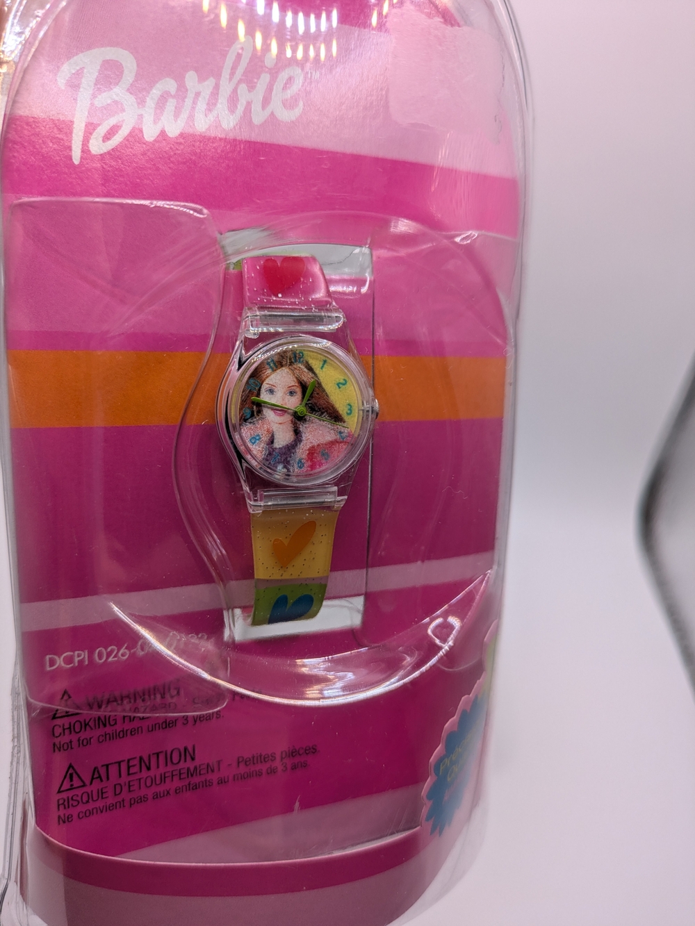Vintage Barbie Pink Girls' Analog Watch - Colorful Heart Strap